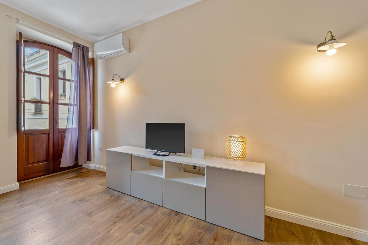 Balconcino37 Apartment กาญารี ภายนอก รูปภาพ